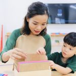 Lĩnh vực ngôn ngữ trong Montessori – Nơi những em bé phát triển đa kỹ năng nghe, nói, đọc, viết
